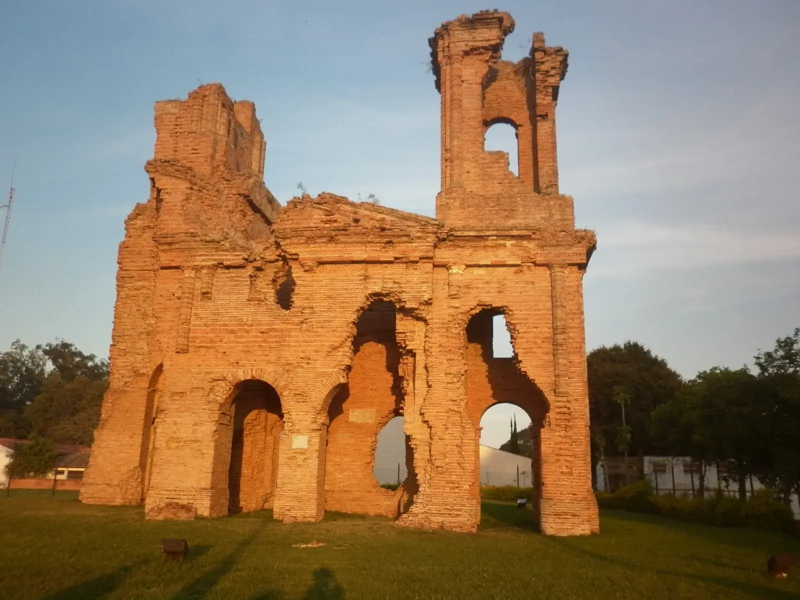 Ruïne van de kerk van Humaitá, het rivierfort dat in 1868 viel tijdens de Oorlog van de Drievoudige Alliantie