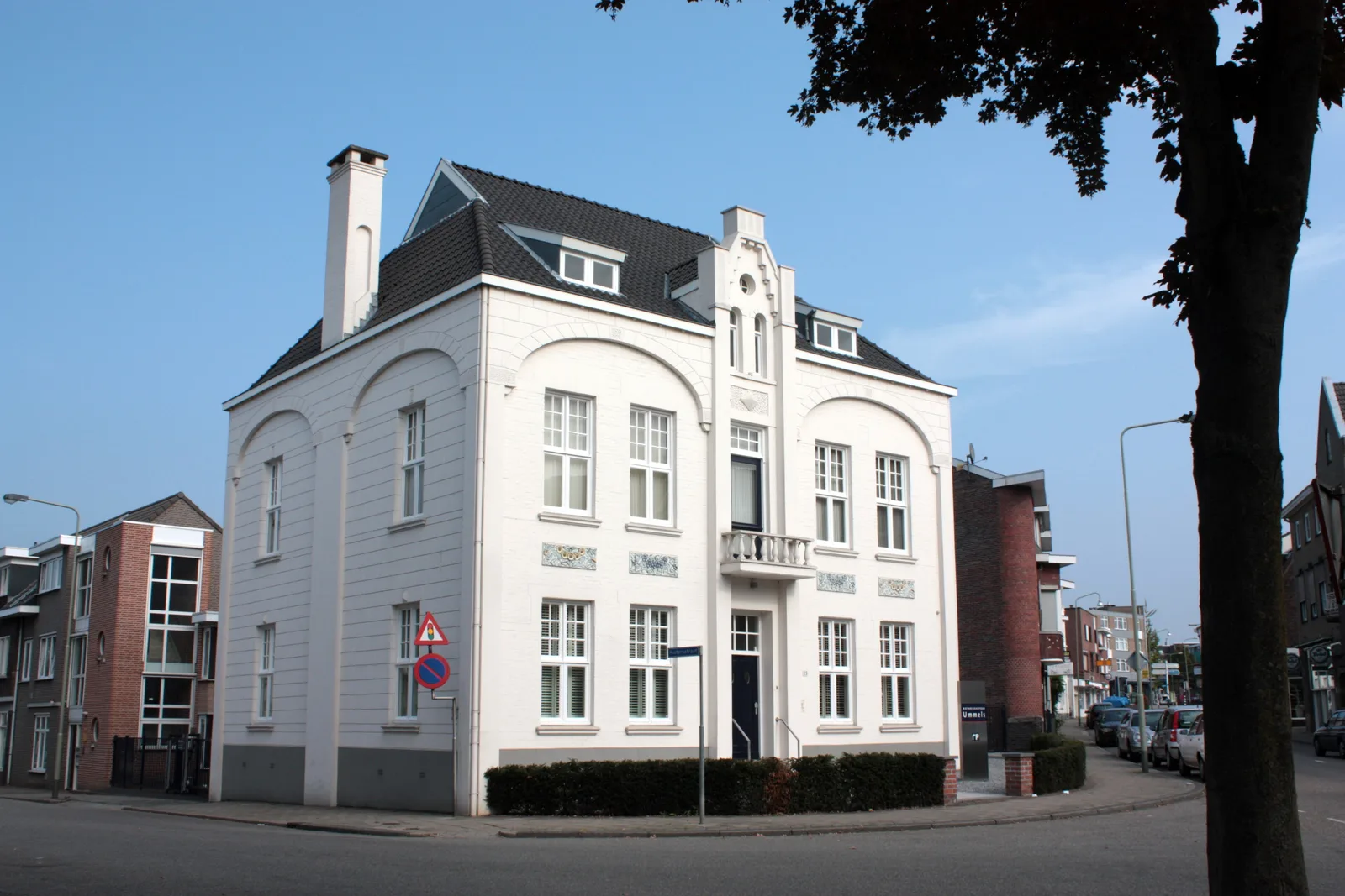 Notariskantoor in Schaesberg; verkoopt u uw eigen woning voor vertrek naar Paraguay, dan loopt de levering via de notaris